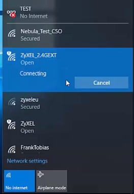 리피터 모드에서 Zyxel 라우터를 구성한 후 Wi-Fi 네트워크가 없습니다.